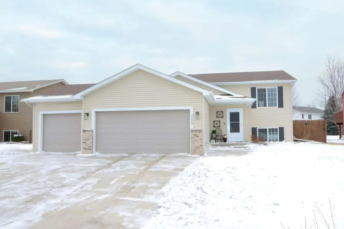 2223 Fairbanks Drive, North Mankato, MN 56003 - #1