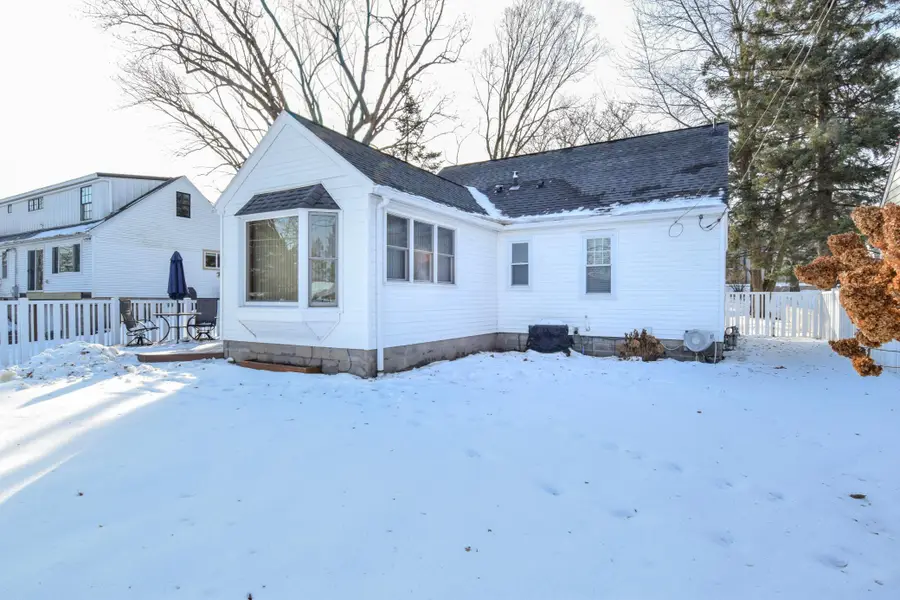 459 Woodruff Avenue, Roseville, MN 55113 - #3