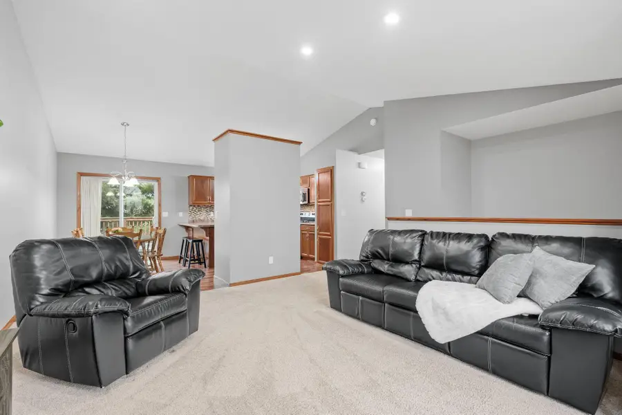 8581 Eisele Avenue Ne, Monticello, MN 55362 - #3