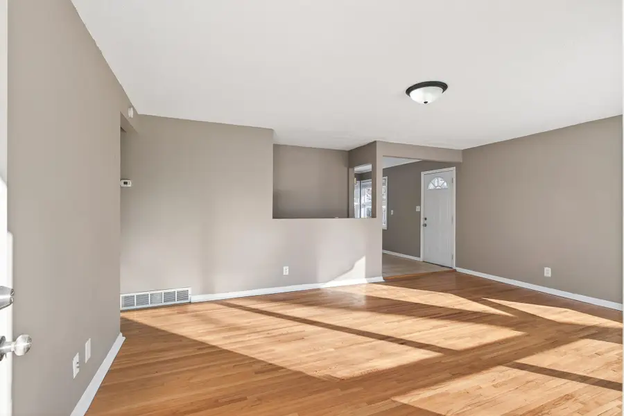 1589 Euclid Street, Saint Paul, MN 55106 - #2