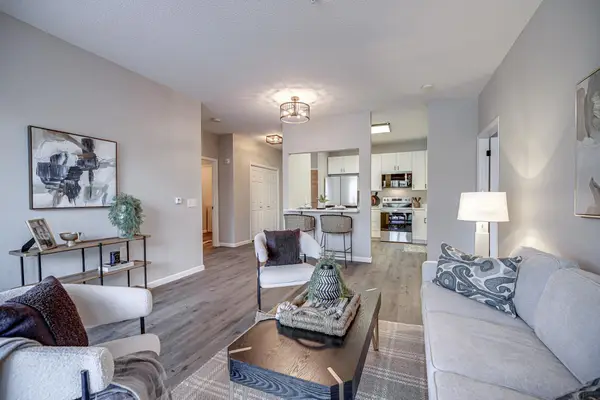 100 Clydesdale Trail #115, Hamel, MN 55340