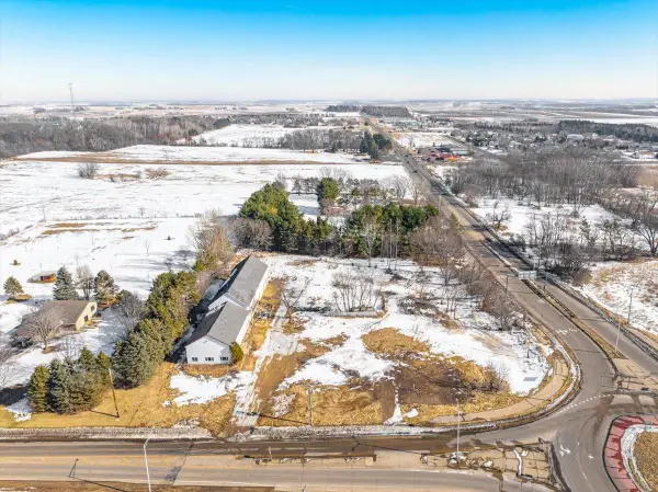 903 120th Street, Roberts, WI 54023