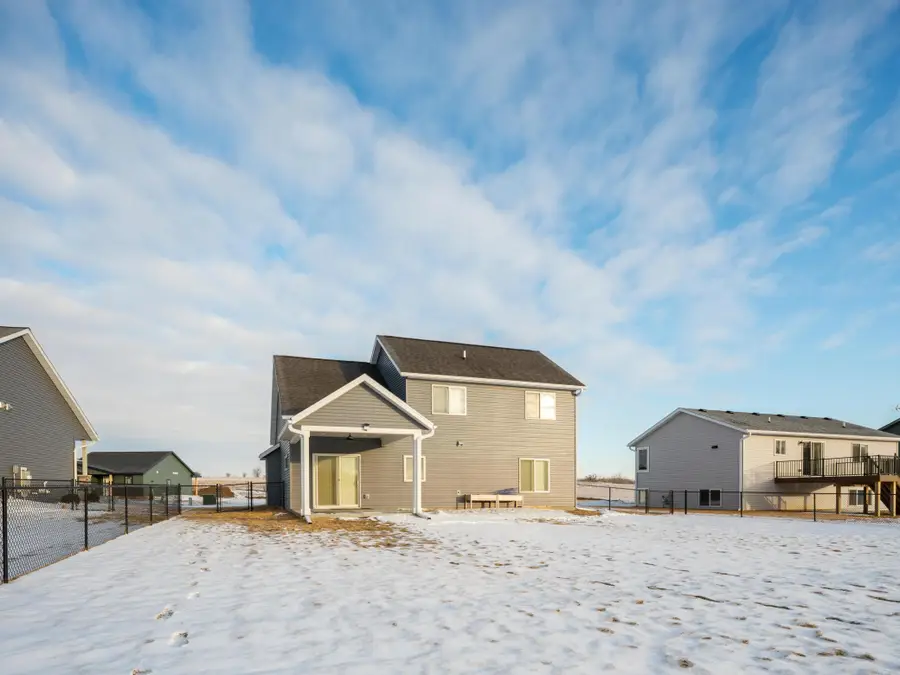 2415 Elk Run Drive Se, Pine Island, MN 55963 - #3