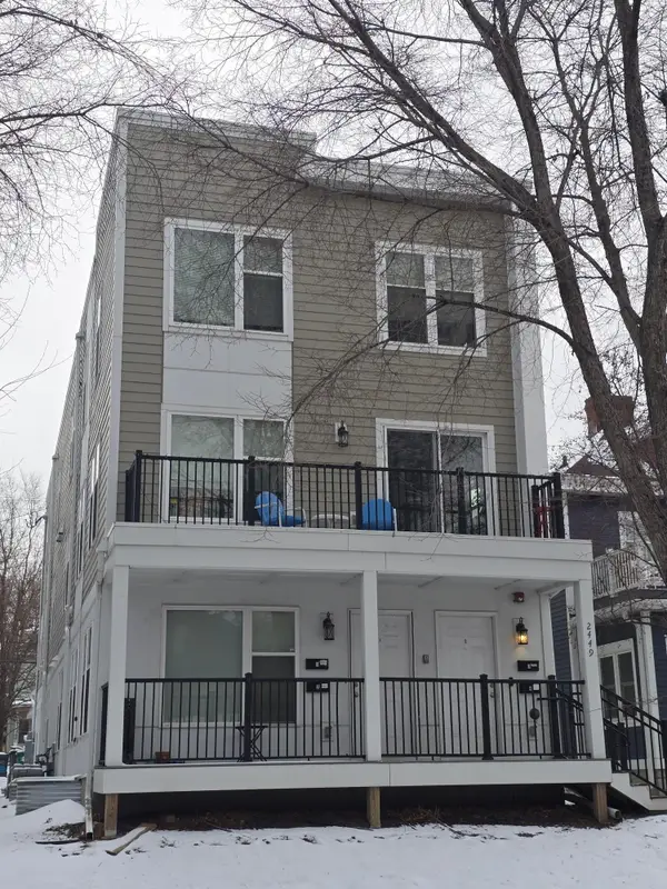 2449 Lyndale Avenue S, Minneapolis, MN 55405