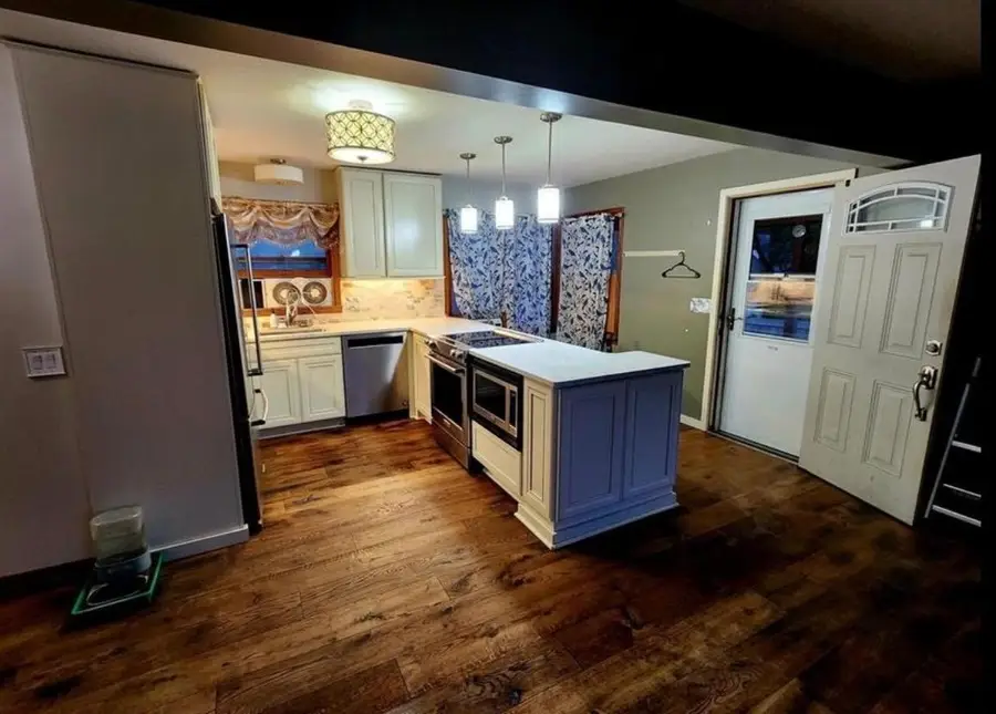 2603 17th Avenue E, North Saint Paul, MN 55109 - Image #3