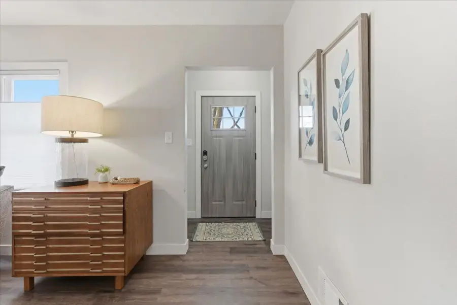 402 N Oak Street, Lake City, MN 55041 - #2