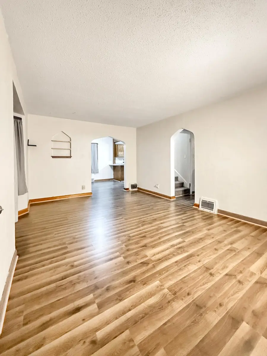 2003 Cottage Avenue E, Saint Paul, MN 55119 - #2