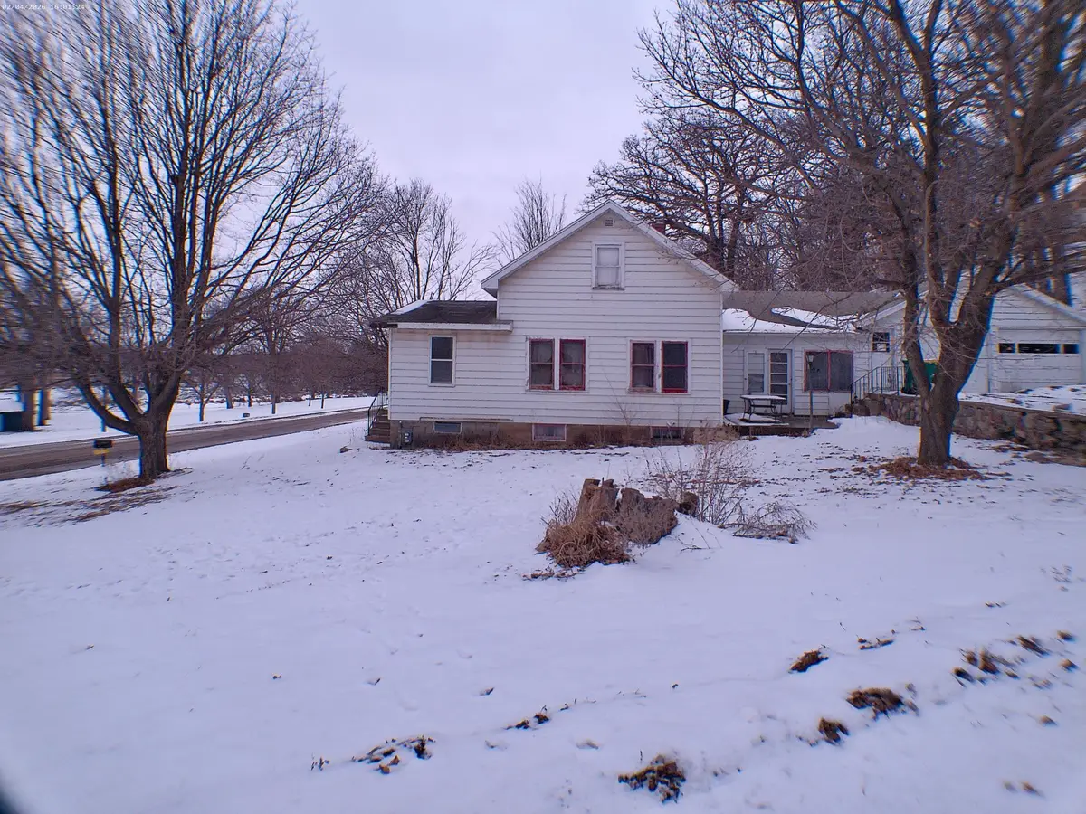 400 Riverside Drive, Jackson, MN 56143 - #1