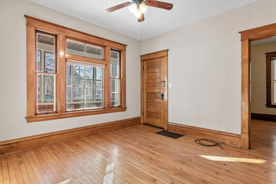 855 Juno Avenue, Saint Paul, MN 55102 - Image #3