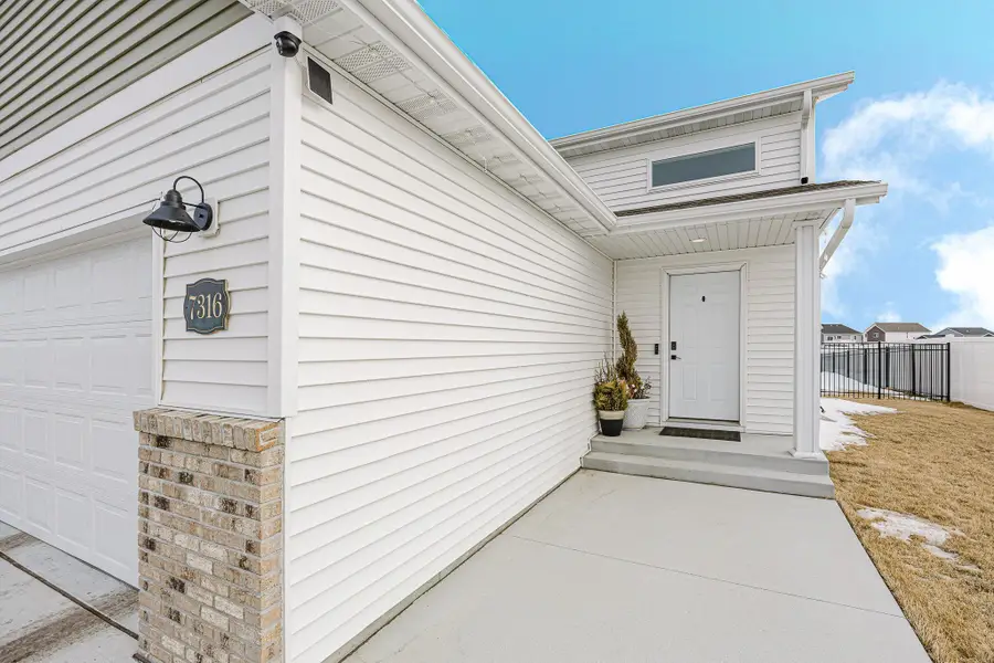 7316 30th Street S, Fargo, ND 58104 - #3