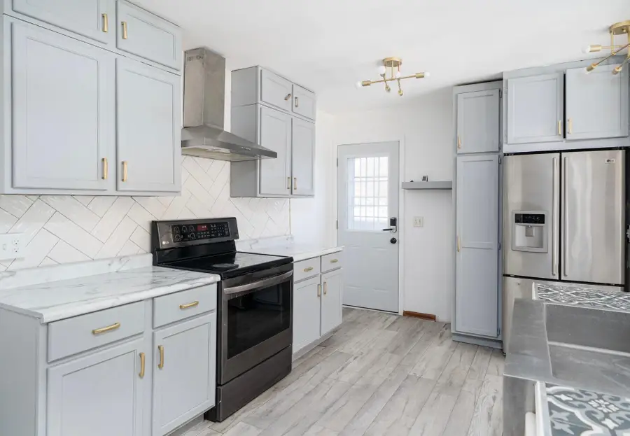 2463 Silver Lake Road Nw, New Brighton, MN 55112 - #3