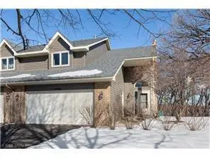 15700 Maple Island Court, Burnsville, MN 55306