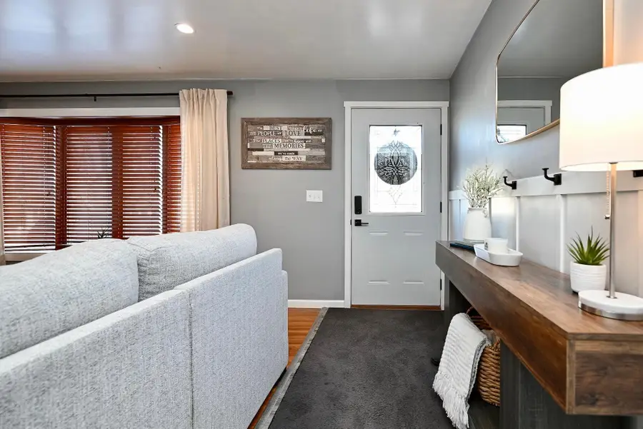 14 1st Avenue Ne, Altura, MN 55910 - #3