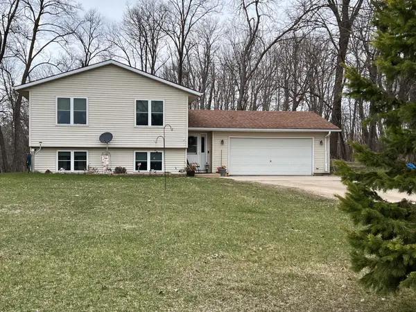 16236 305th Avenue, Detroit Lakes, MN 56501