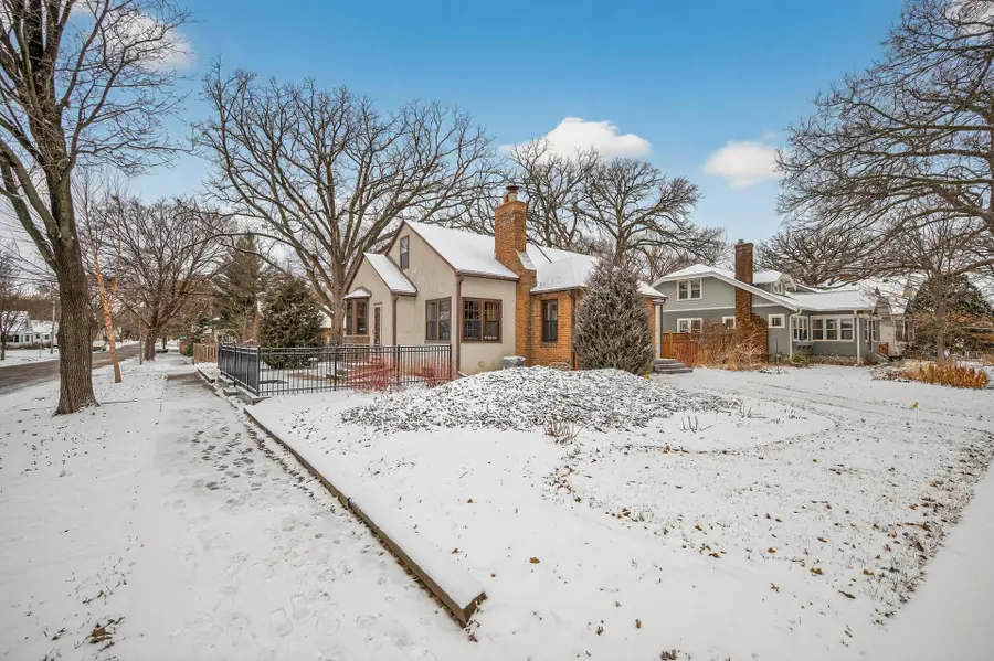 3352 46th Avenue S, Minneapolis, MN 55406 - #2