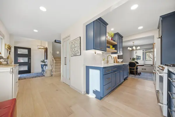 2648 Mackubin Street, Roseville, MN 55113