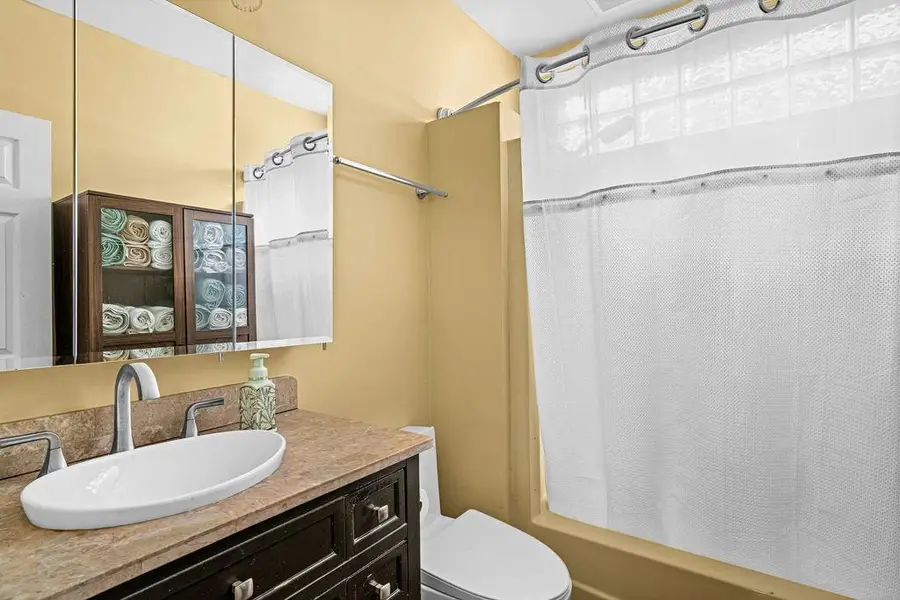 2502 W 15th Street, Duluth, MN 55806 - #3