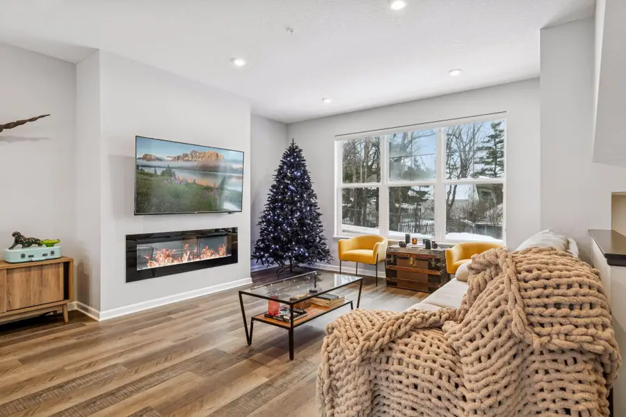 2280 Polar Way, North Saint Paul, MN 55109 - Image #2