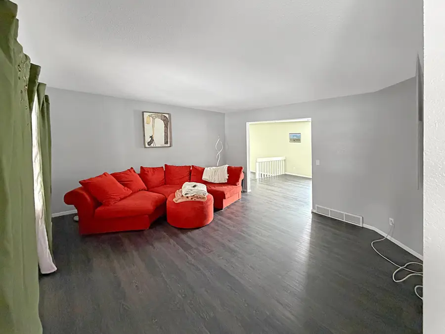 2208 5th Avenue Se, Willmar, MN 56201 - #3