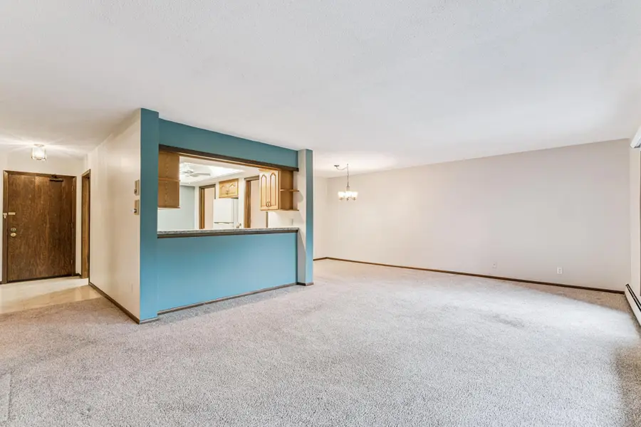 8441 Irwin Road #110, Bloomington, MN 55437 - Image #3