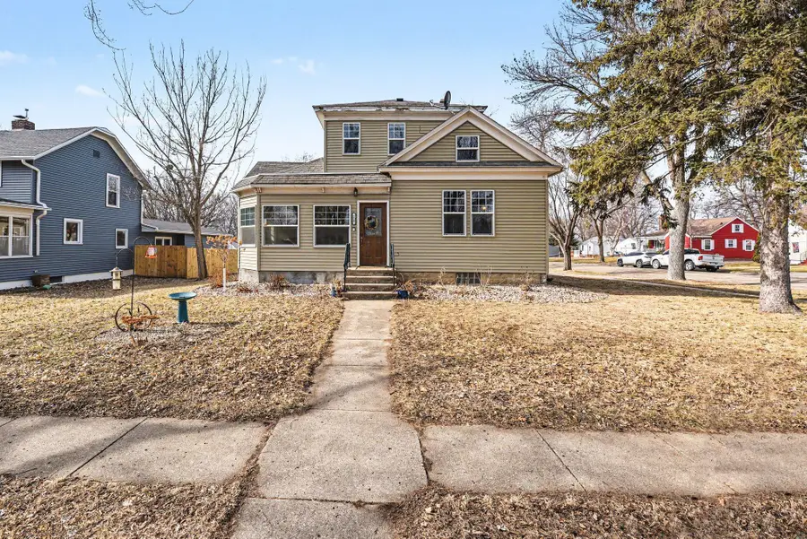 219 N Donaldson Street, Luverne, MN 56156 - #2