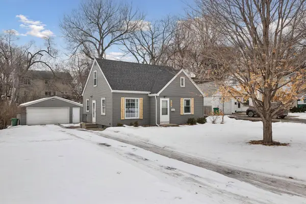 2820 Maryland Avenue S, Saint Louis Park, MN 55426