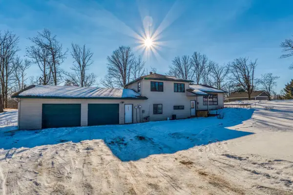 1606 S Lake Irving Drive Sw, Bemidji, MN 56601