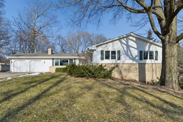 13220 Penn Avenue S, Burnsville, MN 55337