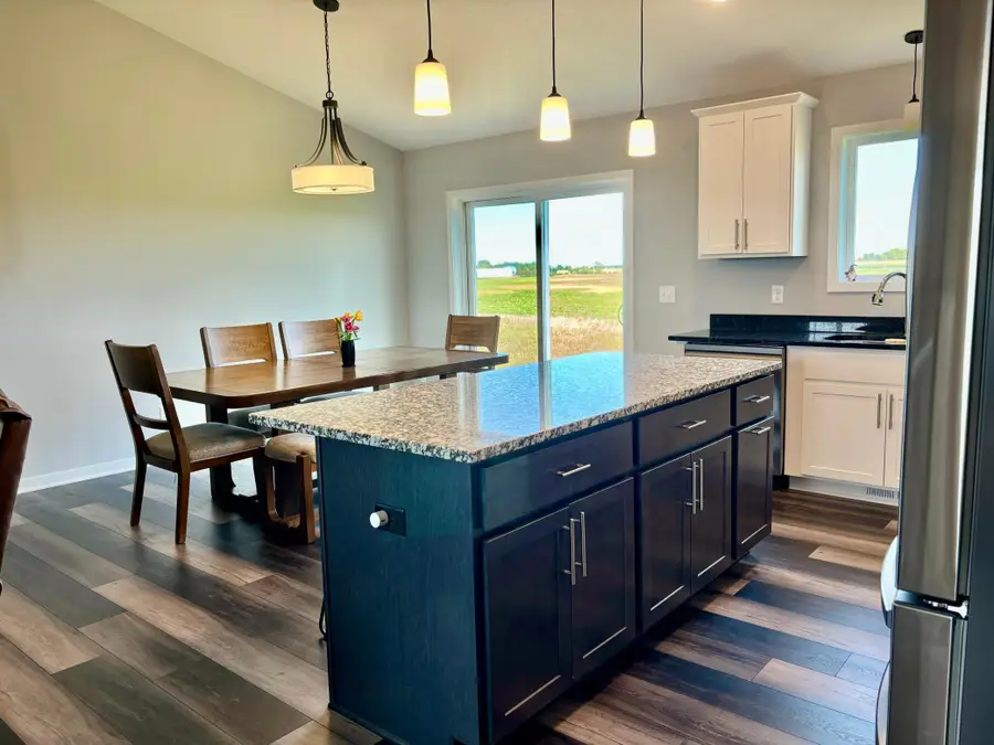 582 Elm Street N, Kimball, MN 55353 - #3