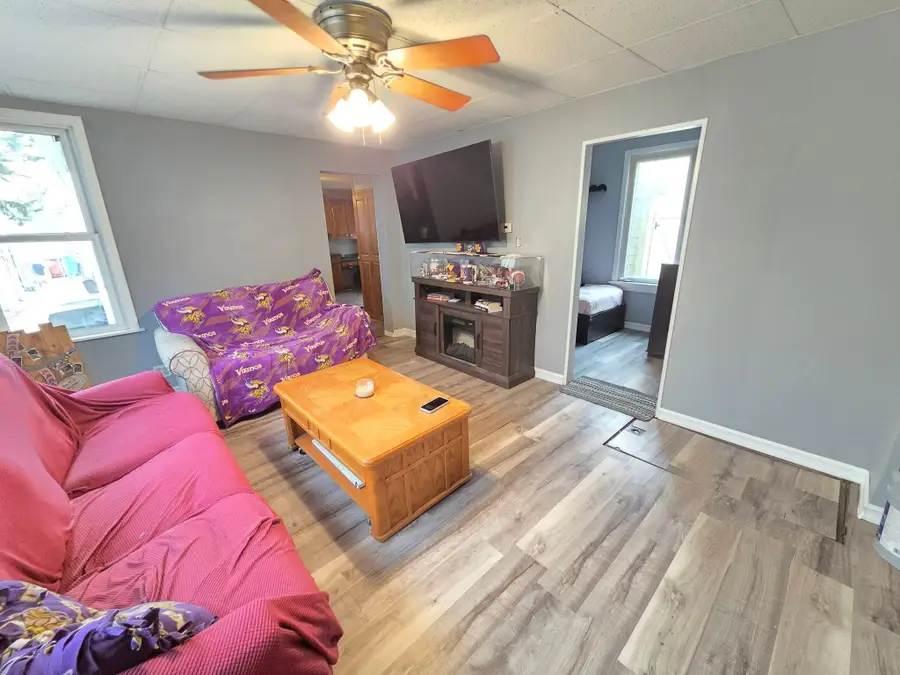 607 E 2nd Street, Winona, MN 55987 - Image #2