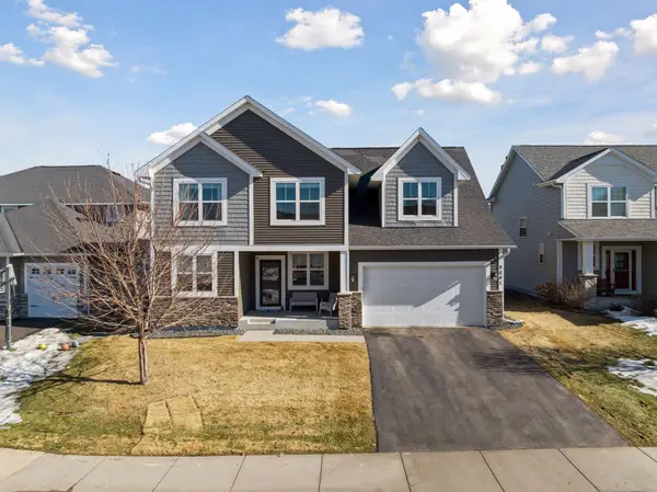 9041 River Rock Drive N, Chanhassen, MN 55317