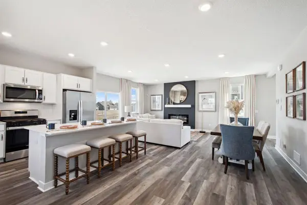 8211 Marquette Avenue Ne, Otsego, MN 55330