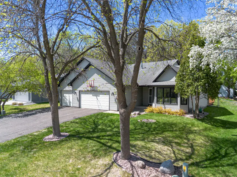 9419 James Avenue N, Brooklyn Park, MN 55444 - #2