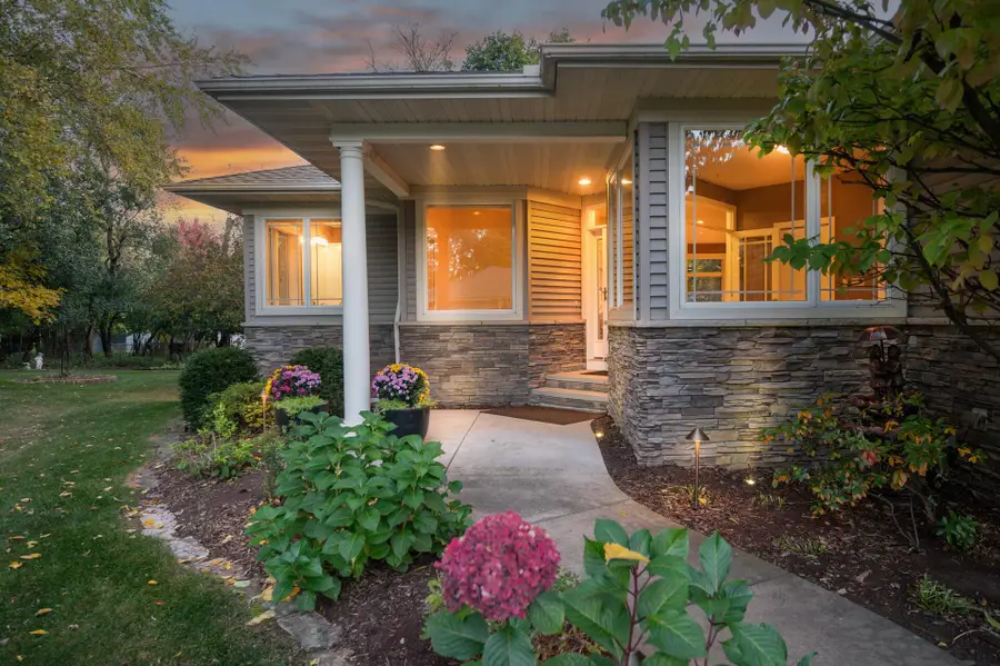 2512 Skyblue Court, White Bear Lake, MN 55110 - #3