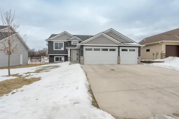 1070 Cubasue Avenue, Shakopee, MN 55379
