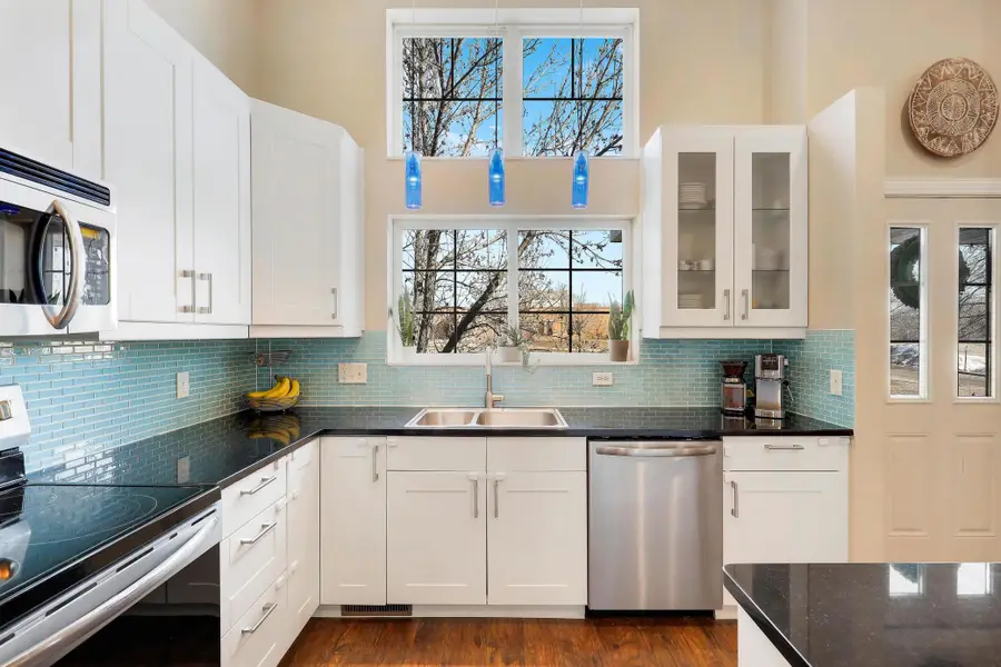 2832 Clover Ridge Drive, Chaska, MN 55318 - #3