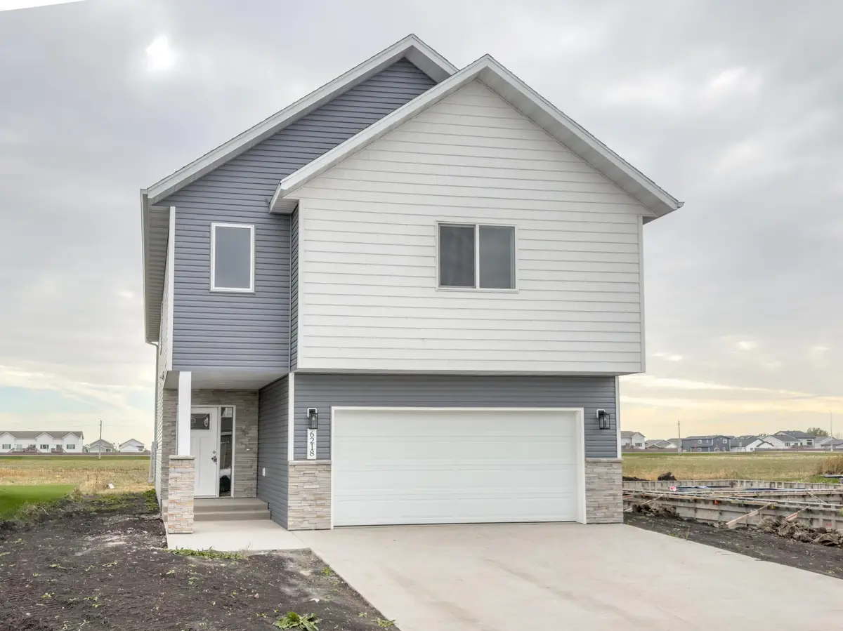 6218 87th Avenue S, Horace, ND 58047 - #1