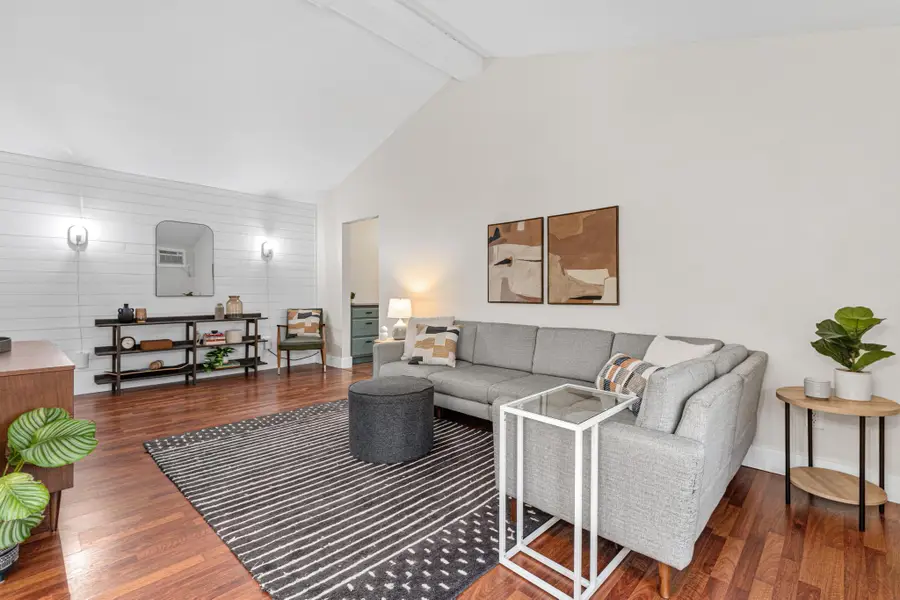 4542 Cedar Lake Road S #7, Saint Louis Park, MN 55416 - #2