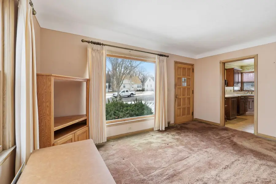 1610 Fremont Avenue, Saint Paul, MN 55106 - #2