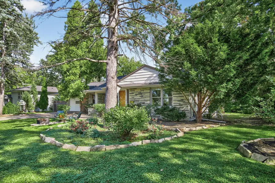 1544 Mississippi River Boulevard S, Saint Paul, MN 55116 - #2