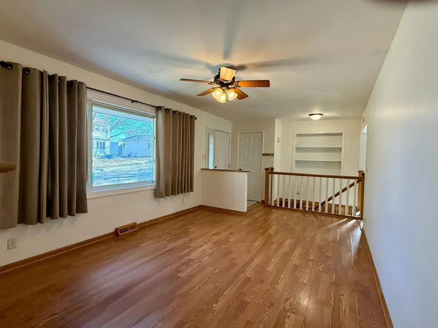 109 N 6th Avenue, Albert Lea, MN 56007 - #3