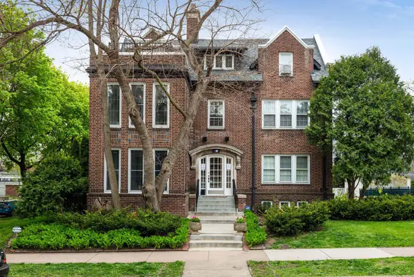 1820 Girard Avenue S, Minneapolis, MN 55403