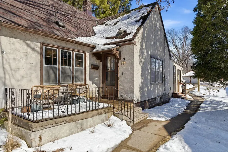 729 6th Avenue Sw, Faribault, MN 55021 - #2