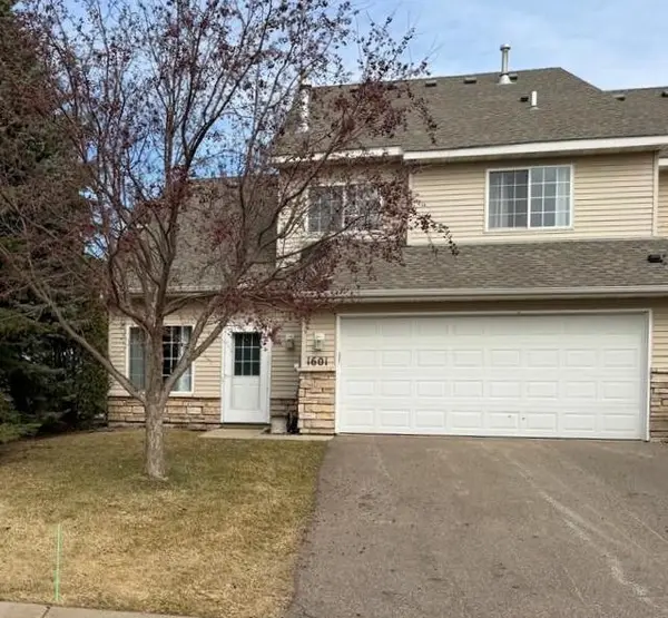 1601 Patriot Lane, Waconia, MN 55387