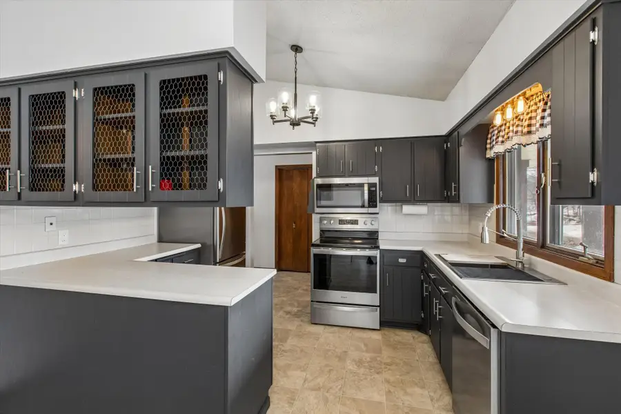 16108 Kensington Court, Minnetonka, MN 55345 - #3