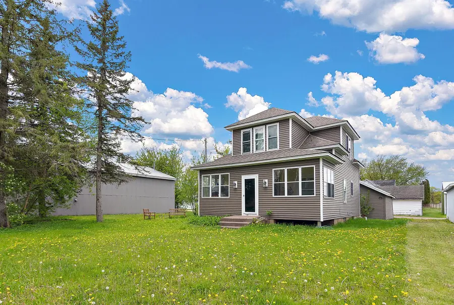 465 4th Avenue S, Isle, MN 56342 - #3