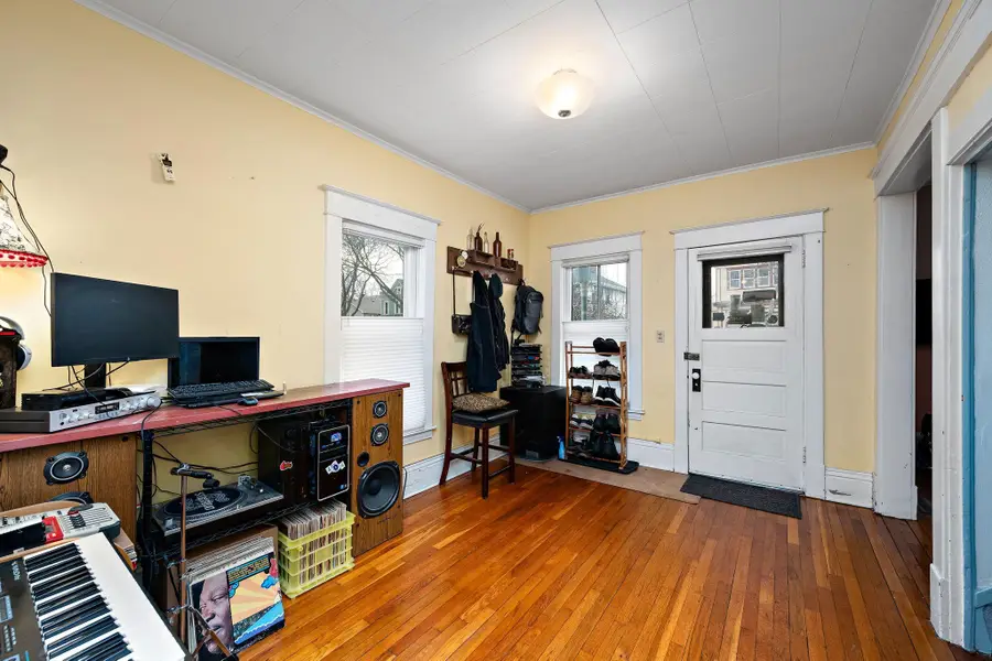 2523 16th Avenue S, Minneapolis, MN 55404 - #2