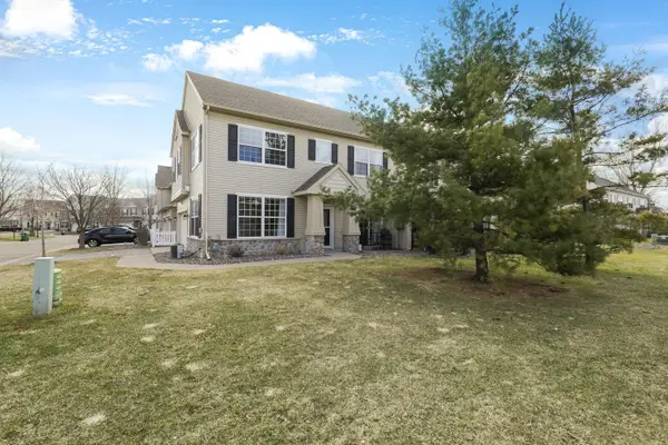 11122 Aberdeen Street Ne #H, Blaine, MN 55449
