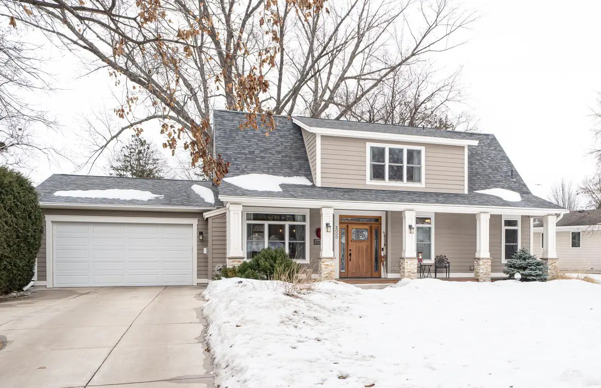 3000 Arona Street, Roseville, MN 55113 - #1
