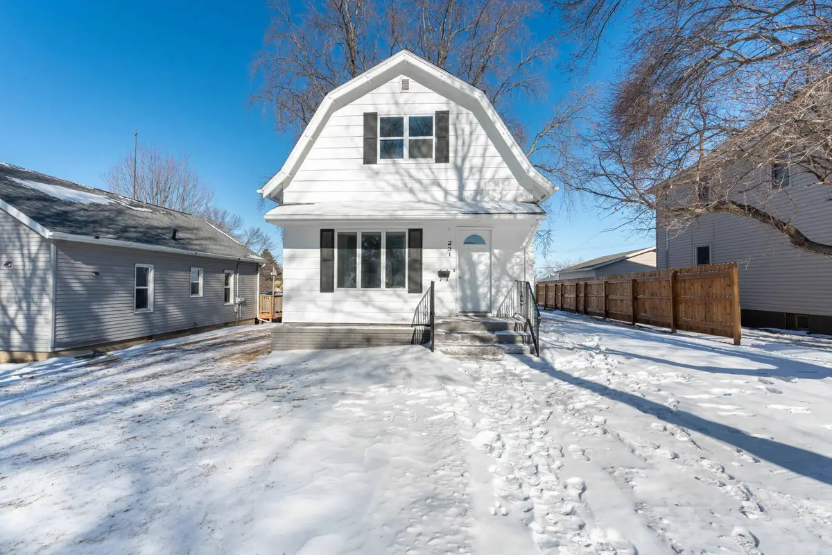 231 E Snelling Avenue, Appleton, MN 56208 - #1